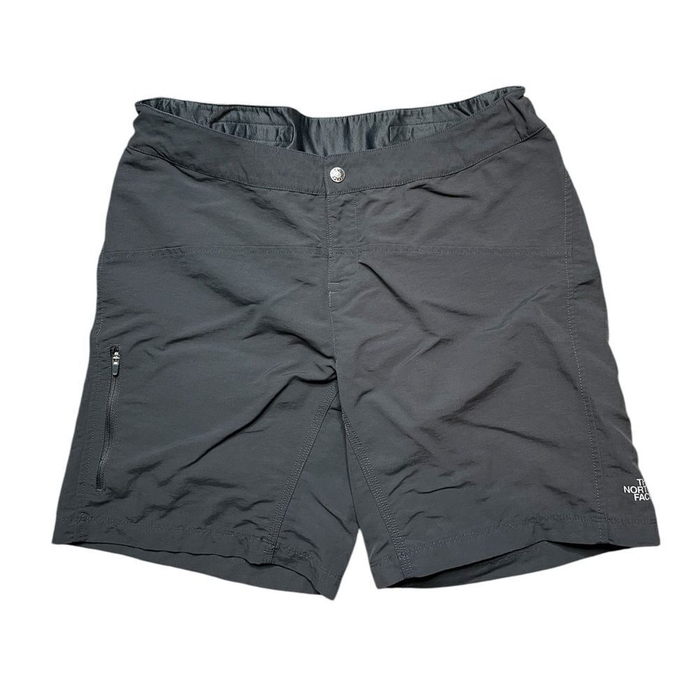 THE NORTH FACE Nylon 8" inseam shorts gray size medium